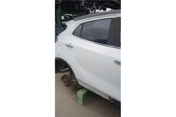 Recambio de puerta trasero derecha para opel mokka 1.7 excellence referencia OEM IAM   