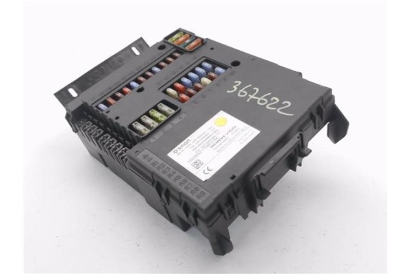 Recambio de caja fusibles/rele para smart fortwo coupe 1.0 fortwo coupe (52kw) referencia OEM IAM A4515450401 5WK45148AD 
