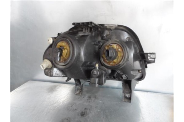 Recambio de faro delantero izquierdo para renault clio ii (xbo) 1.4 75cv referencia OEM IAM 260603338R  