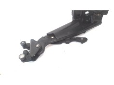 Recambio de soporte puerta corredera para renault master iii combi 2.3 l2h2 3,5t referencia OEM IAM 745963412R  