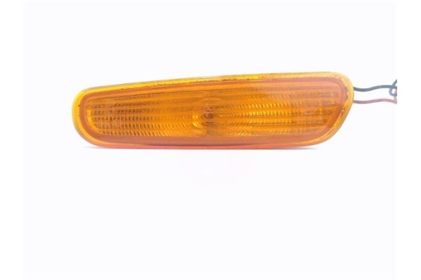 Recambio de piloto intermitente lat. delantero derecho para volvo s40 berlina 1.8 i referencia OEM IAM 30859366  30613666 , VOLV