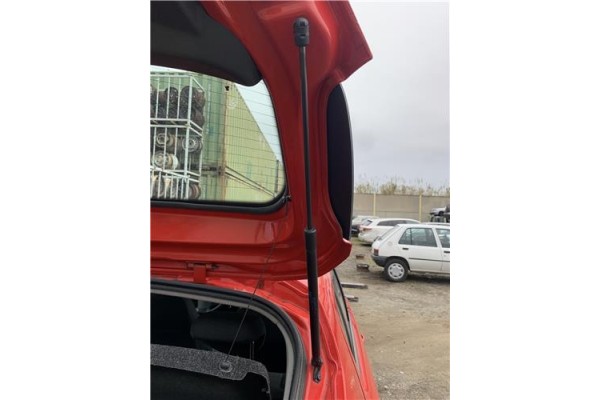 Recambio de amortiguador porton para opel corsa d 1.3 cdti referencia OEM IAM 13182309  