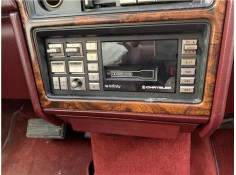 Recambio de autoradio para chrysler le baron 3.0 i v6 referencia OEM IAM 3C3XA563XL6G72143CV104KW  