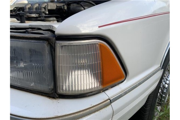 Recambio de intermitente delantero izquierdo para chrysler le baron 3.0 i v6 referencia OEM IAM 3C3XA563XL6G72143CV104KW  