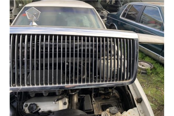 Recambio de rejilla capo para chrysler le baron 3.0 i v6 referencia OEM IAM 3C3XA563XL6G72143CV104KW  