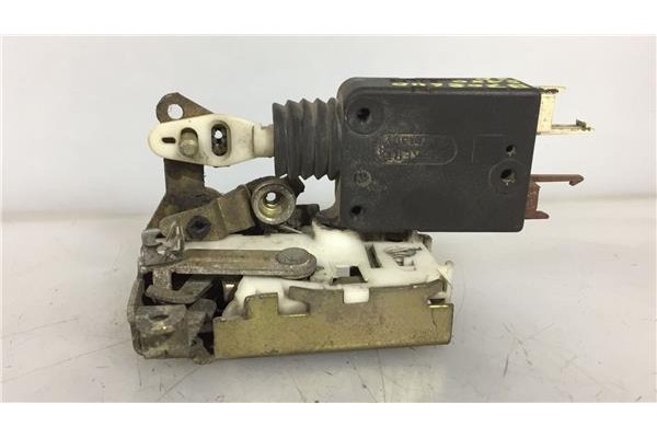 Recambio de cierre electromagnetico delantero derecho para citroen saxo 1.5 d referencia OEM IAM 9136F6  