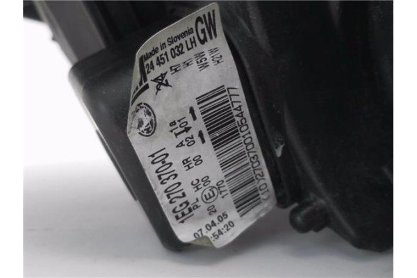 Recambio de faro delantero izquierdo para opel astra h berlina 1.4 referencia OEM IAM 24451032LH 1EG27037001 
