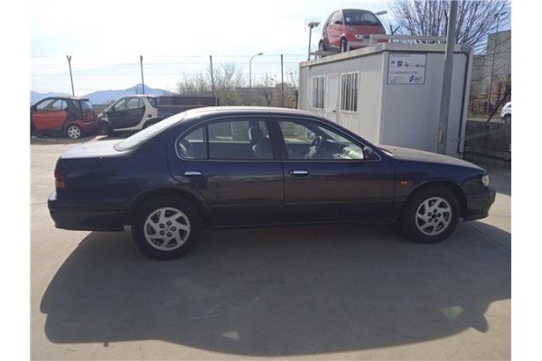 nissan maxima qx (a32) del año 1995