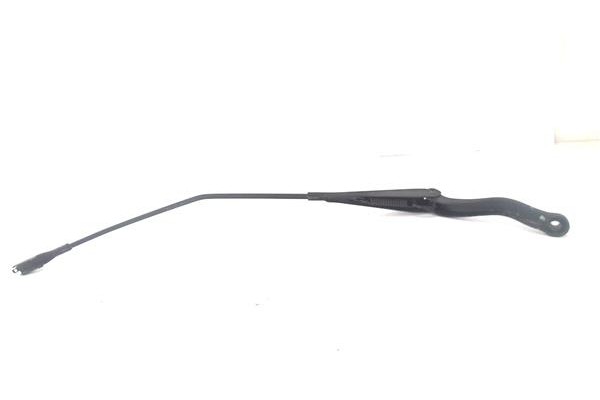 Recambio de brazo limpiaparabrisas delantero derecho para opel corsa d 1.2 referencia OEM IAM 13182326  