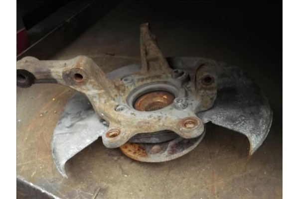 Recambio de mangueta delantero derecha para saab 9000 / 9000 cs 2.0 -16 referencia OEM IAM   