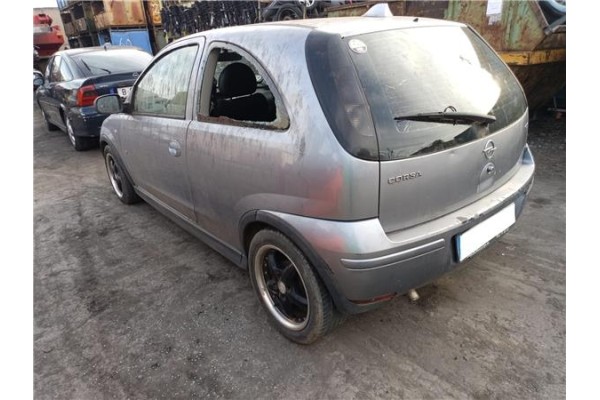 opel corsa c del año 2005