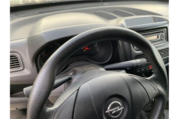 Recambio de volante para opel combo d 1.3 cargo l1h1 2,2t referencia OEM IAM 95510795  