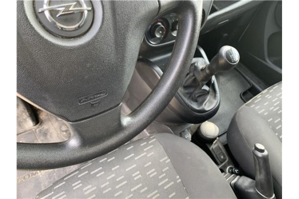 Recambio de volante para opel combo d 1.3 cargo l1h1 2,2t referencia OEM IAM 95510795  