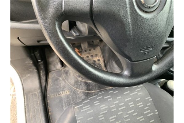 Recambio de volante para opel combo d 1.3 cargo l1h1 2,2t referencia OEM IAM 95510795  