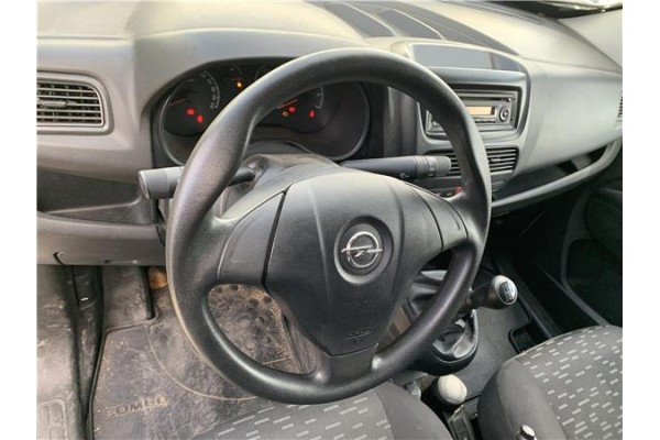 Recambio de volante para opel combo d 1.3 cargo l1h1 2,2t referencia OEM IAM 95510795  