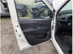 Recambio de puerta delantero izquierda para opel combo d 1.3 cargo l1h1 2,2t referencia OEM IAM 95519687  