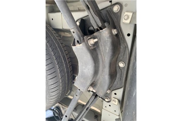 Recambio de puente trasero para opel combo d 1.3 cargo l1h1 2,2t referencia OEM IAM 95511703 95524691 