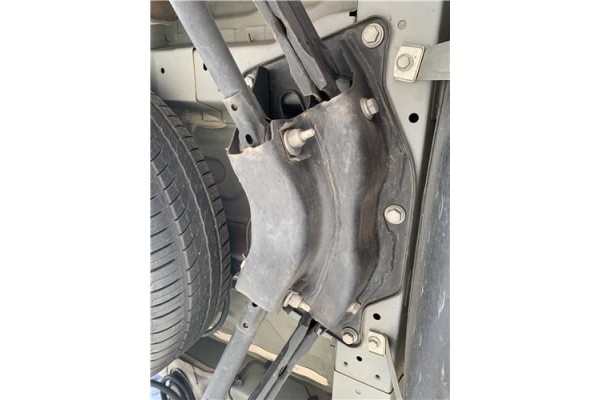 Recambio de puente trasero para opel combo d 1.3 cargo l1h1 2,2t referencia OEM IAM 95511703 95524691 