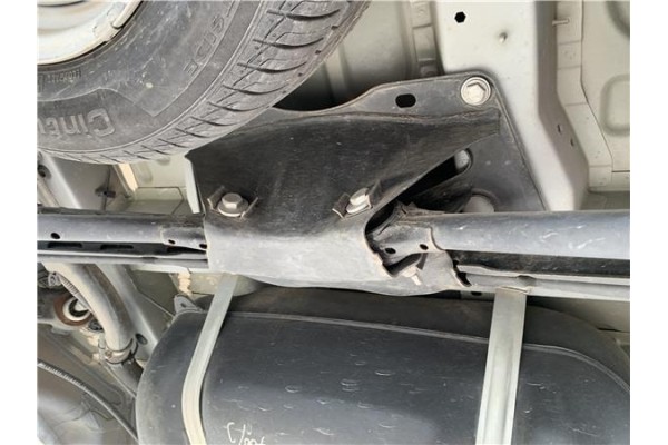 Recambio de puente trasero para opel combo d 1.3 cargo l1h1 2,2t referencia OEM IAM 95511703 95524691 