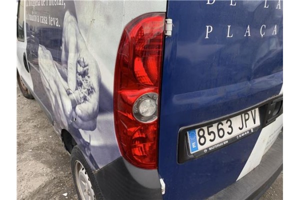 Recambio de piloto trasero izquierdo para opel combo d 1.3 cargo l1h1 2,2t referencia OEM IAM 95513787  