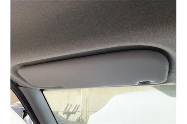 Recambio de parasol izquierdo para opel combo d 1.3 cargo l1h1 2,2t referencia OEM IAM 95531323  