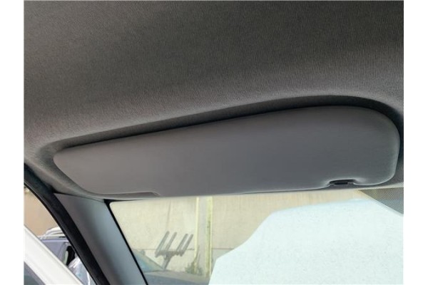 Recambio de parasol izquierdo para opel combo d 1.3 cargo l1h1 2,2t referencia OEM IAM 95531323  