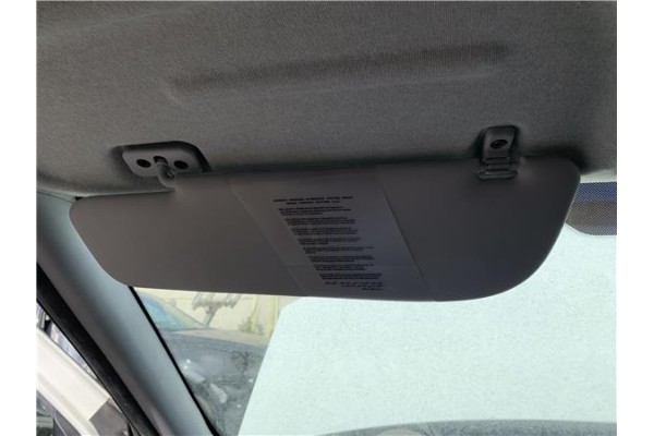 Recambio de parasol izquierdo para opel combo d 1.3 cargo l1h1 2,2t referencia OEM IAM 95531323  