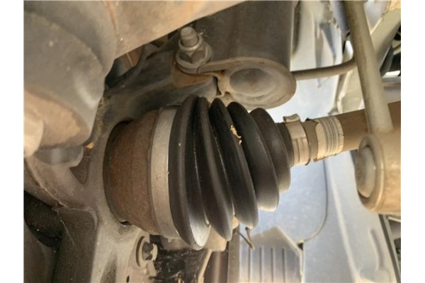 Recambio de palier delantero izquierdo para opel combo d 1.3 cargo l1h1 2,2t referencia OEM IAM 95516446  