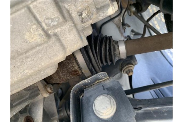 Recambio de palier delantero izquierdo para opel combo d 1.3 cargo l1h1 2,2t referencia OEM IAM 95516446  