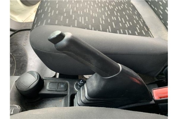 Recambio de palanca freno de mano para opel combo d 1.3 cargo l1h1 2,2t referencia OEM IAM 95523800  