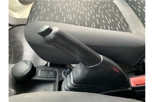 Recambio de palanca freno de mano para opel combo d 1.3 cargo l1h1 2,2t referencia OEM IAM 95523800  