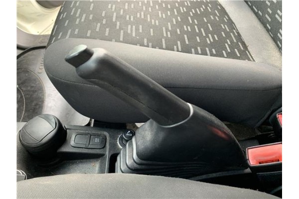 Recambio de palanca freno de mano para opel combo d 1.3 cargo l1h1 2,2t referencia OEM IAM 95523800  