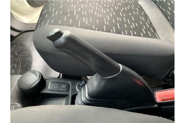Recambio de palanca freno de mano para opel combo d 1.3 cargo l1h1 2,2t referencia OEM IAM 95523800  