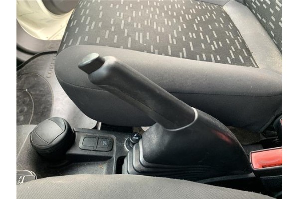 Recambio de palanca freno de mano para opel combo d 1.3 cargo l1h1 2,2t referencia OEM IAM 95523800  