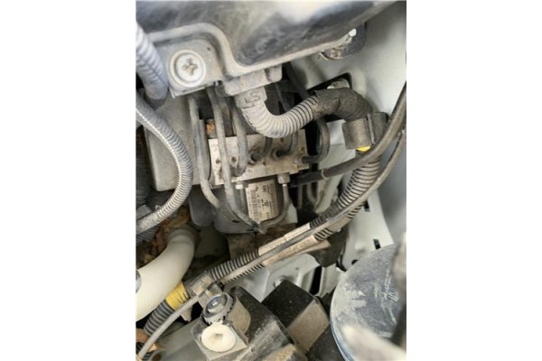 Recambio de nucleo abs para opel combo d 1.3 cargo l1h1 2,2t referencia OEM IAM 95525980  