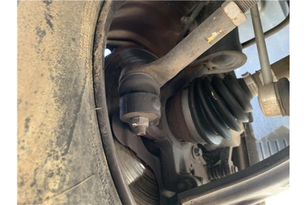 Recambio de mangueta delantero izquierda para opel combo d 1.3 cargo l1h1 2,2t referencia OEM IAM 95524470  