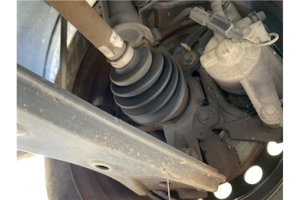 Recambio de mangueta delantero izquierda para opel combo d 1.3 cargo l1h1 2,2t referencia OEM IAM 95524470  