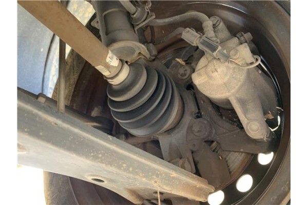 Recambio de mangueta delantero izquierda para opel combo d 1.3 cargo l1h1 2,2t referencia OEM IAM 95524470  