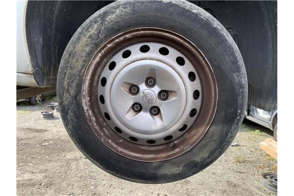 Recambio de llanta para opel combo d 1.3 cargo l1h1 2,2t referencia OEM IAM 95518225  