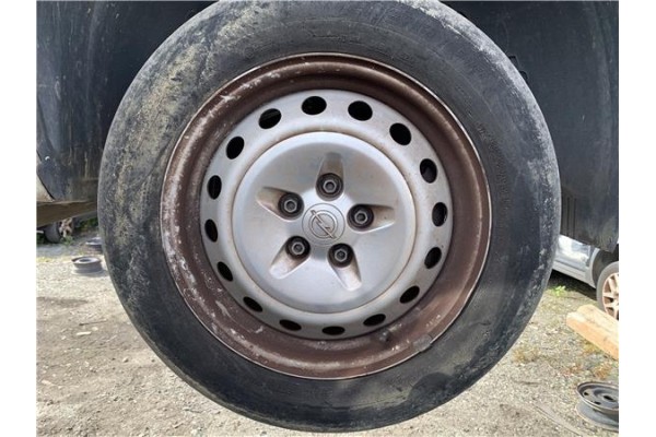Recambio de llanta para opel combo d 1.3 cargo l1h1 2,2t referencia OEM IAM 95518225  