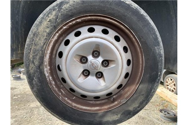 Recambio de llanta para opel combo d 1.3 cargo l1h1 2,2t referencia OEM IAM 95518225  