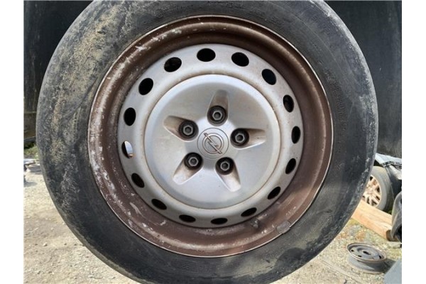 Recambio de llanta para opel combo d 1.3 cargo l1h1 2,2t referencia OEM IAM 95518225  