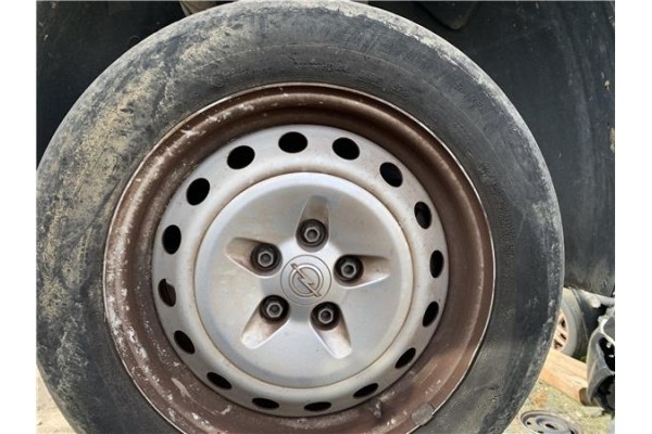 Recambio de llanta para opel combo d 1.3 cargo l1h1 2,2t referencia OEM IAM 95518225  