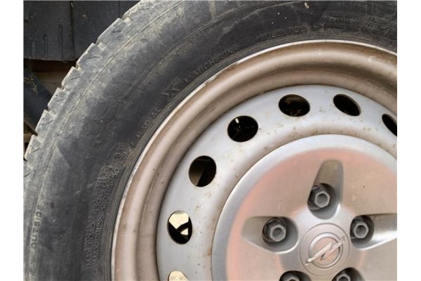 Recambio de llanta para opel combo d 1.3 cargo l1h1 2,2t referencia OEM IAM 95518225  