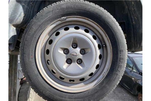 Recambio de llanta para opel combo d 1.3 cargo l1h1 2,2t referencia OEM IAM   