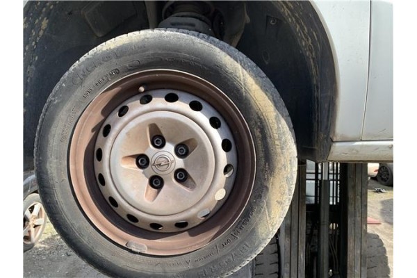 Recambio de llanta para opel combo d 1.3 cargo l1h1 2,2t referencia OEM IAM 95518225  