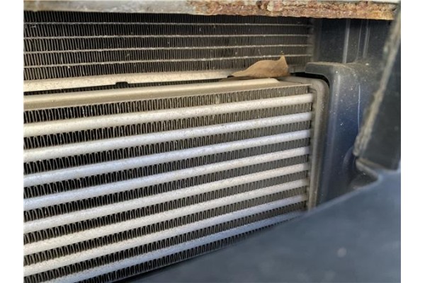 Recambio de intercooler para opel combo d 1.3 cargo l1h1 2,2t referencia OEM IAM 95510211  