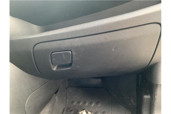 Recambio de guantera salpicadero para opel combo d 1.3 cargo l1h1 2,2t referencia OEM IAM 95511235  