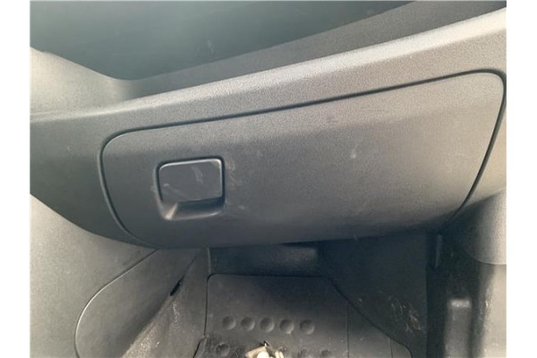 Recambio de guantera salpicadero para opel combo d 1.3 cargo l1h1 2,2t referencia OEM IAM 95511235  