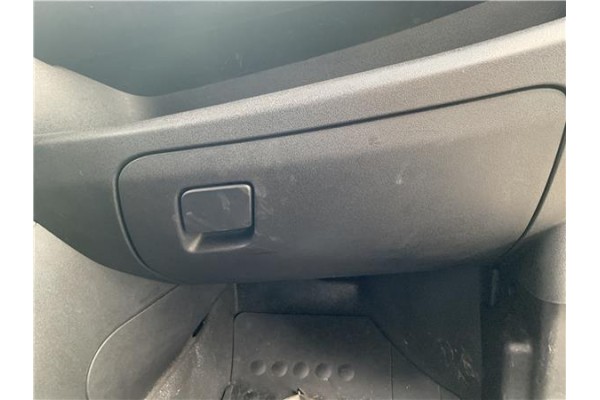Recambio de guantera salpicadero para opel combo d 1.3 cargo l1h1 2,2t referencia OEM IAM 95511235  